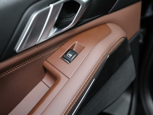 2021xDrive30i XO(sh)Ӌ(j)b g