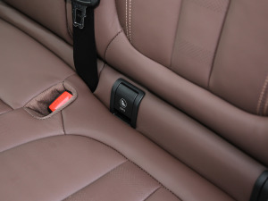 2021xDrive30i XOӋb g