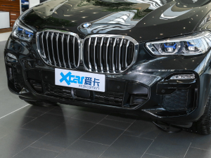 2021Ŀ xDrive40i  M\(yn)(dng)b (x)(ji)^