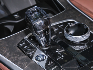 2021款改款 xDrive40i 尊享型 M运动套装 换挡杆