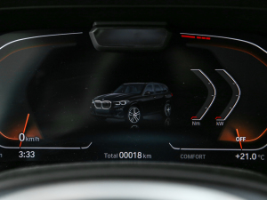 2021Ŀ xDrive40i  M\b п؅^