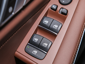 2021Ŀ xDrive40i  M\b п؅^