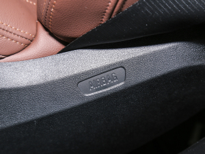 2021Ŀ xDrive40i  M\b п؅^