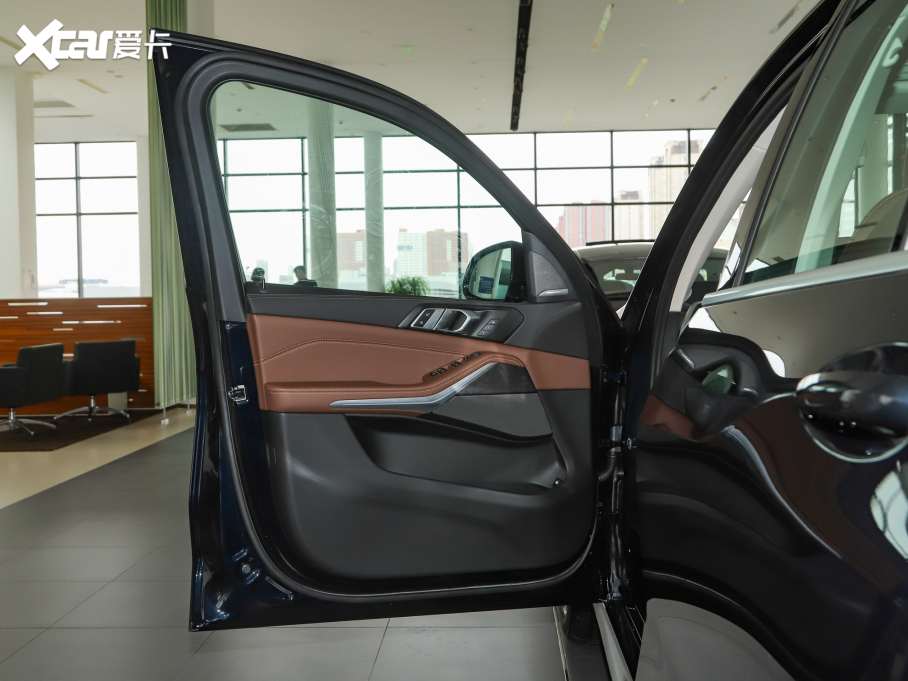 2021��RX5����Դ �Ŀ� xDrive45e M�\�����b