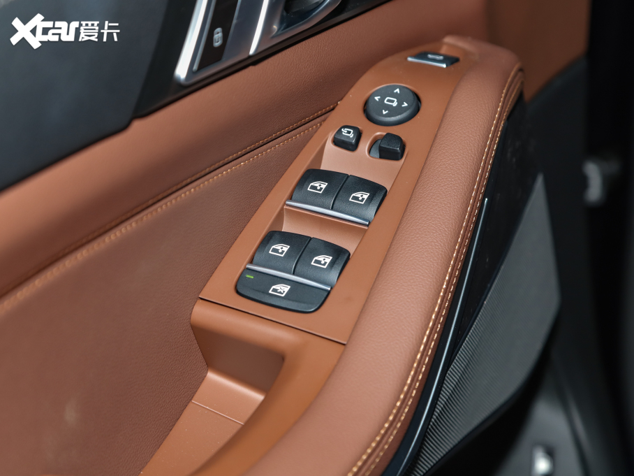 2021��RX5����Դ �Ŀ� xDrive45e M�\�����b