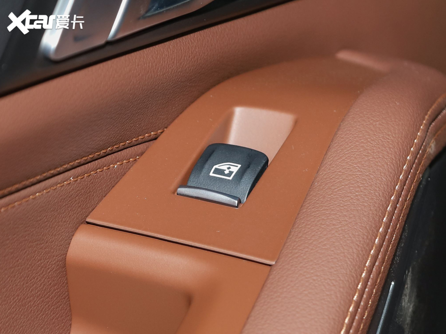 2021��RX5����Դ �Ŀ� xDrive45e M�\�����b