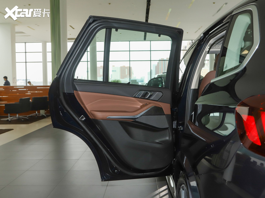 2021��RX5����Դ �Ŀ� xDrive45e M�\�����b