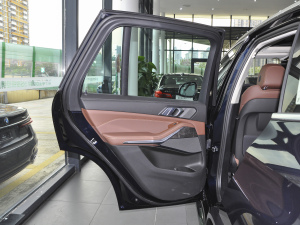 2021��xDrive45e M�\�����b ���g����