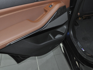 2021��xDrive45e M�\�����b ���g����