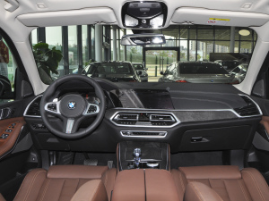 2021��xDrive45e M�\�����b �п؅^