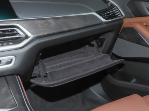 2021��Ŀ� xDrive45e M�\�����b ������