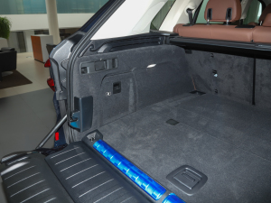 2021��Ŀ� xDrive45e M�\�����b ���g����