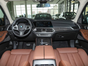 2021��Ŀ� xDrive45e M�\�����b ���ȫ��