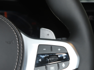 2021��Ŀ� xDrive45e M�\�����b �п؅^