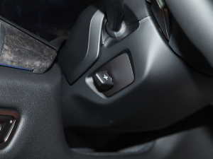 2021��Ŀ� xDrive45e M�\�����b �п؅^