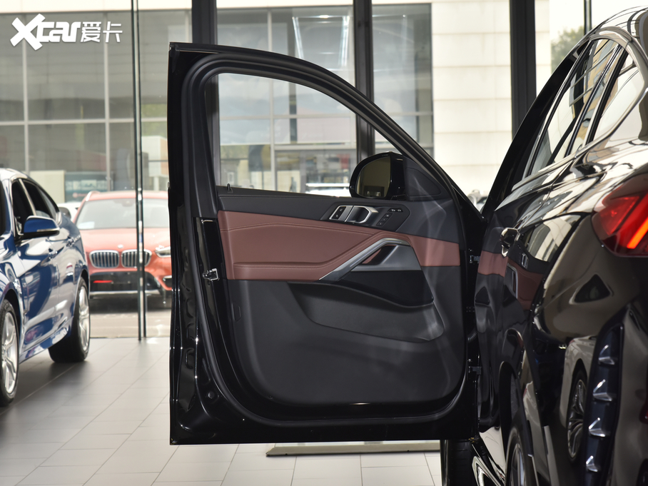 2021RX6 xDrive30i M\b