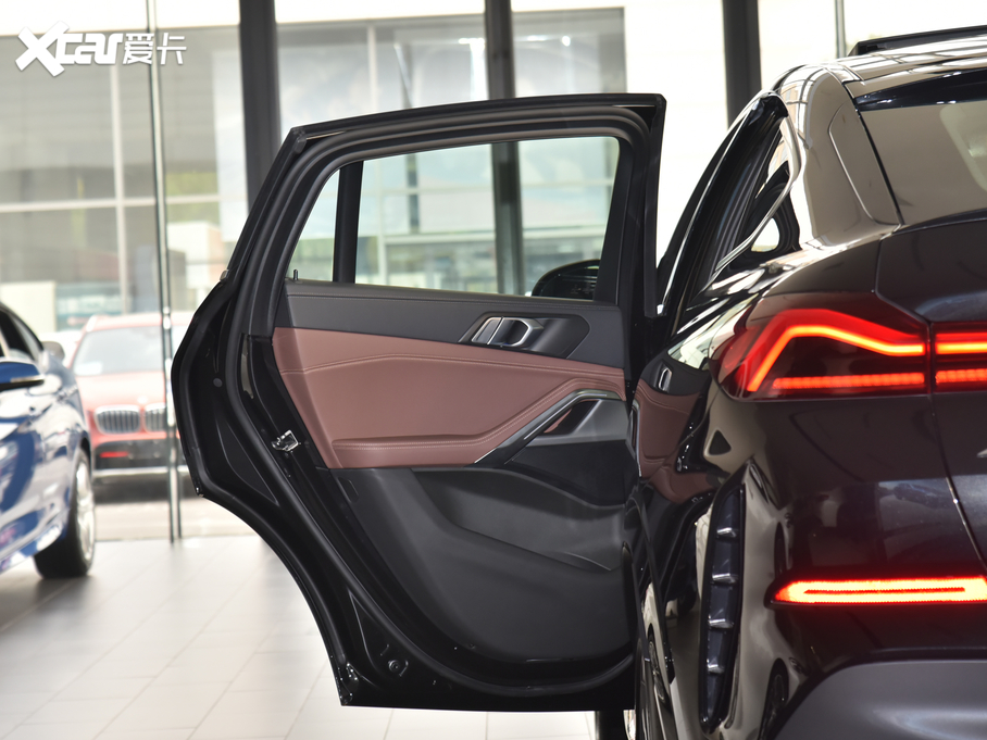 2021RX6 xDrive30i M\b