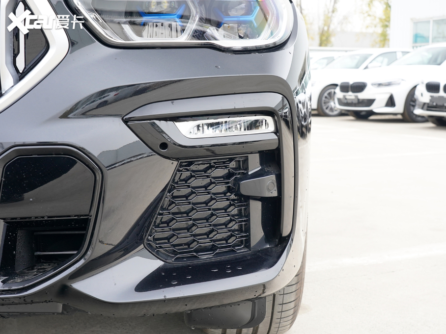 2021RX6 xDrive40i  M\b