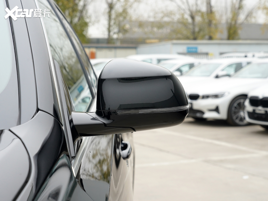 2021RX6 xDrive40i  M\b