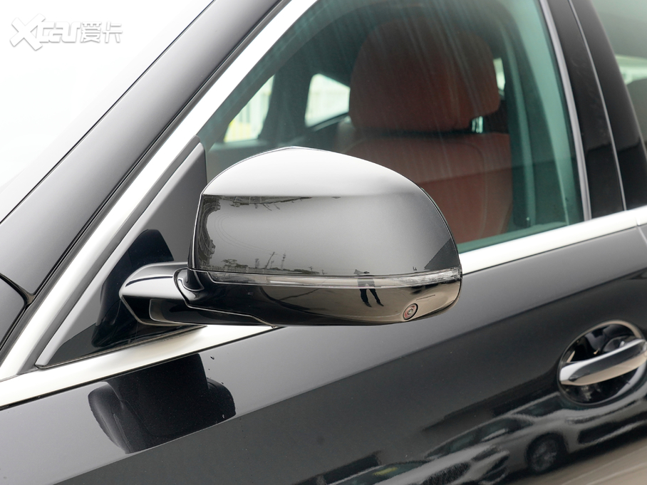 2021RX6 xDrive40i  M\b