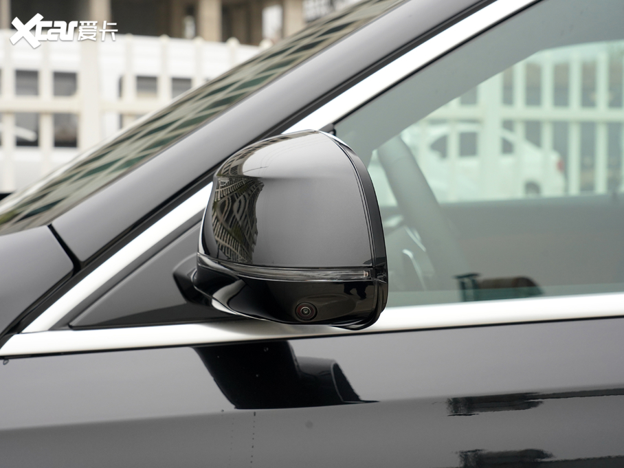 2021RX6 xDrive40i  M\b