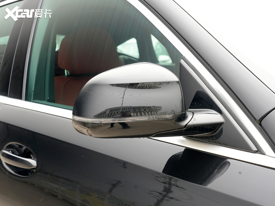 2021RX6 xDrive40i  M\b