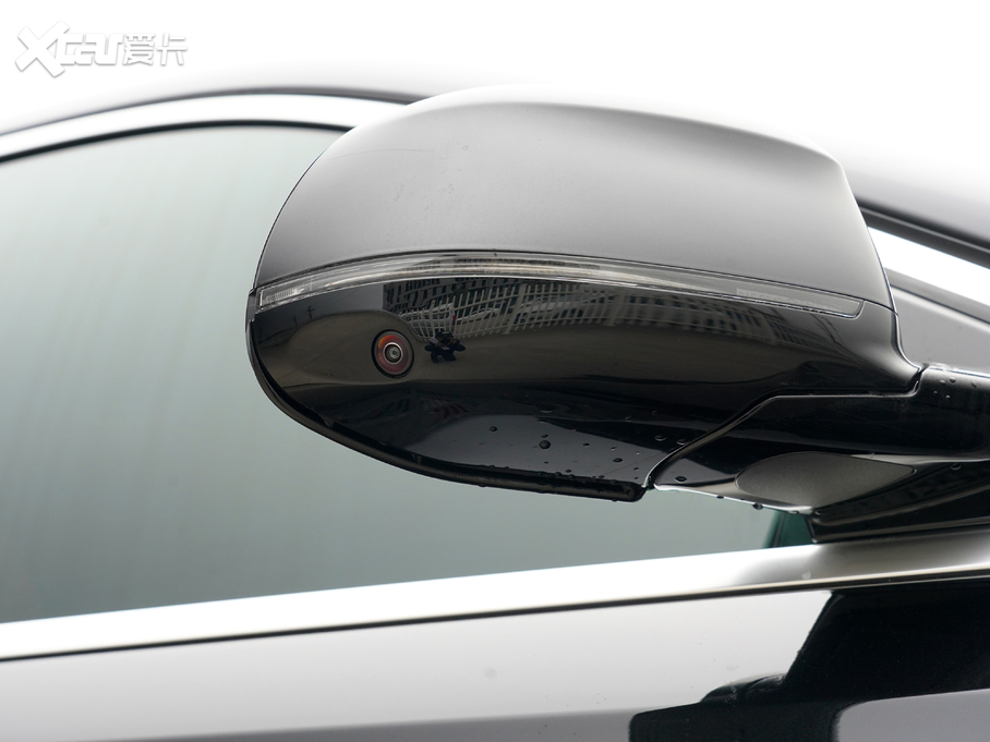 2021RX6 xDrive40i  M\b