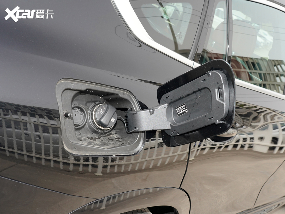 2021RX6 xDrive40i  M\b