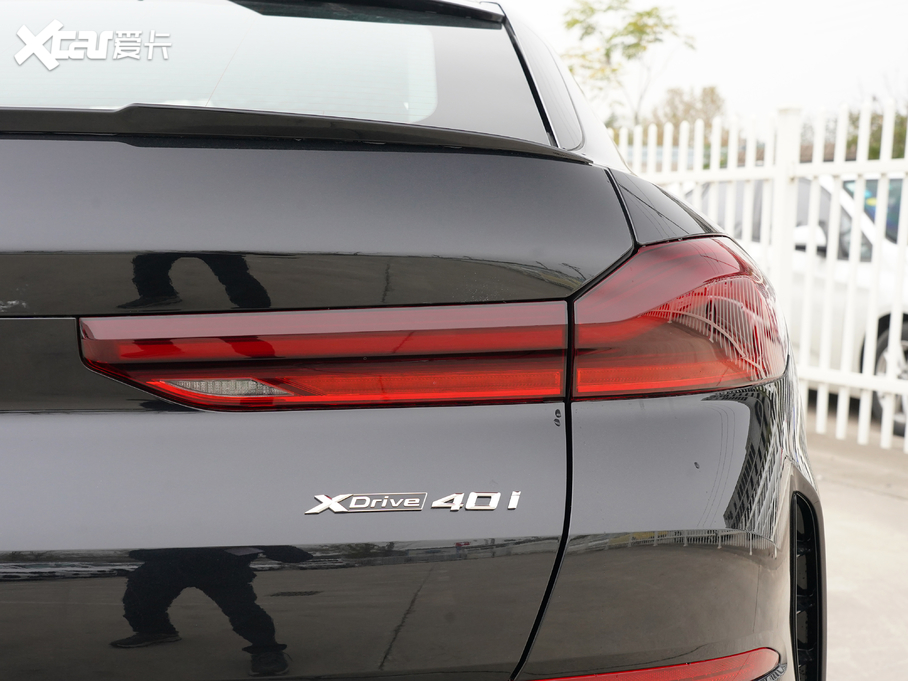 2021RX6 xDrive40i  M\b