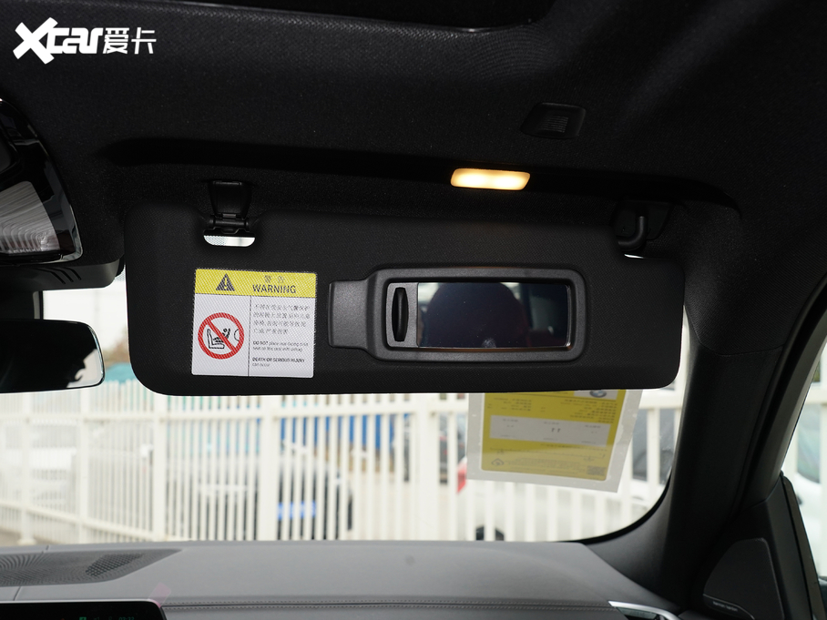 2021RX6 xDrive40i  M\b