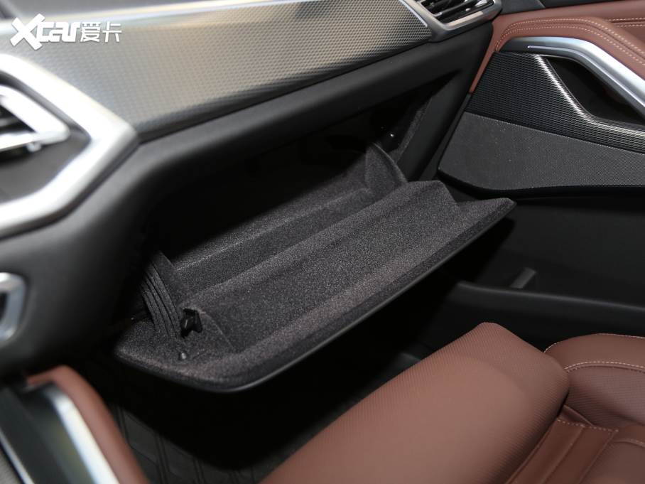 2021RX6 Ŀ xDrive40i  M\(yn)(dng)b