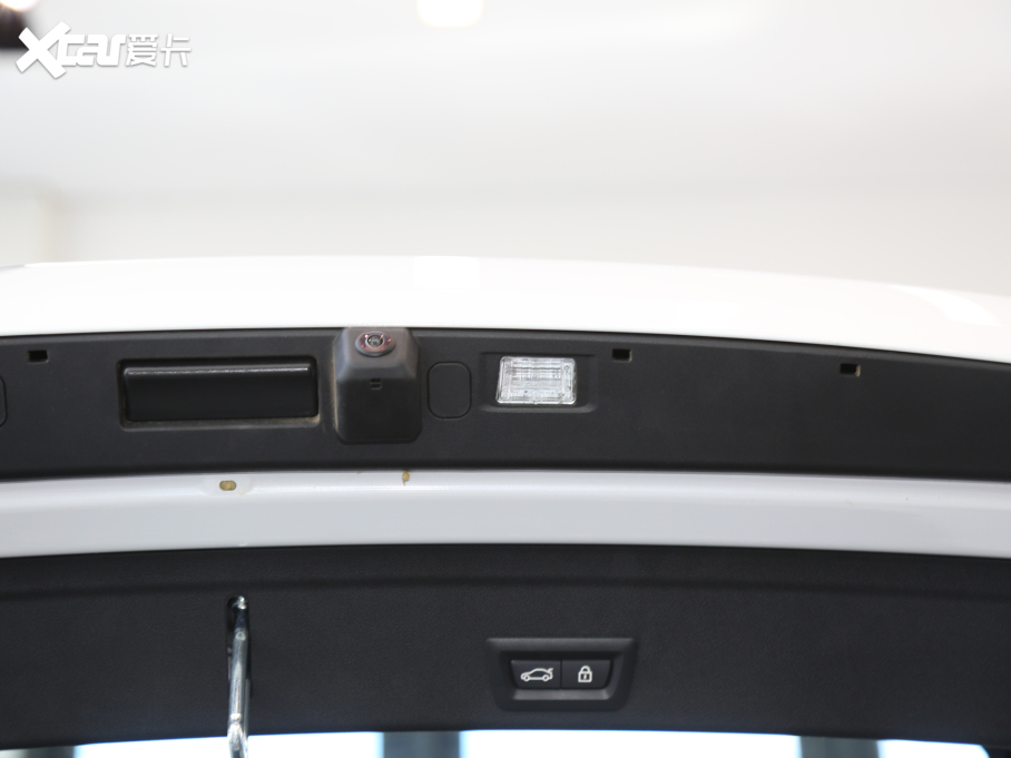 2021RX6 Ŀ xDrive40i  M\b