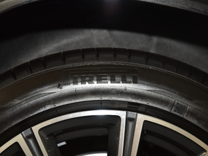 2021xDrive30i M\b ݆̥Ʒ