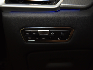 2021xDrive30i M\b п؅^