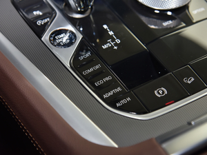 2021xDrive30i M\b п؅^