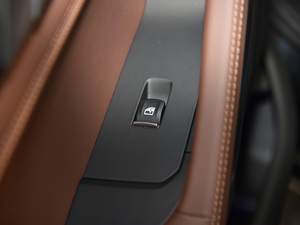 2021xDrive30i M\b п؅^