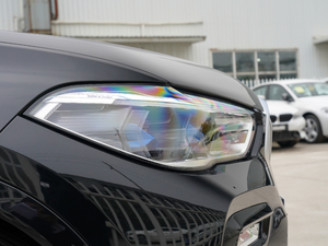 2021xDrive40i  M\b ^