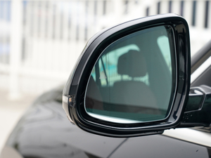 2021xDrive40i  M\b ^