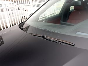 2021xDrive40i  M\b ˢ