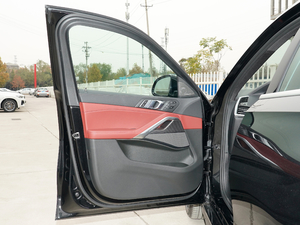 2021xDrive40i  M\b {λ܇T