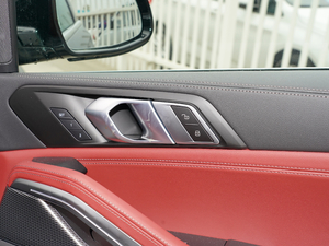 2021xDrive40i  M\b g