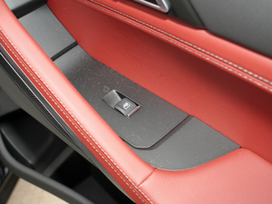 2021xDrive40i  M\b g