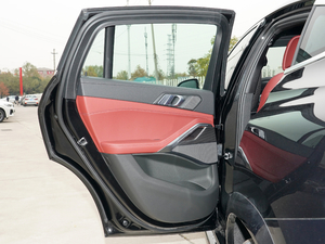 2021xDrive40i  M\b ܇T