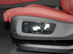 2021xDrive40i  M\b {λ܇T