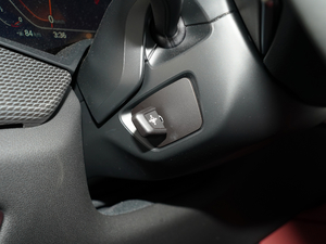 2021xDrive40i  M\b п؅^