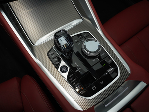 2021xDrive40i  M\b QU