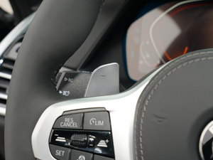 2021xDrive40i  M\b п؅^