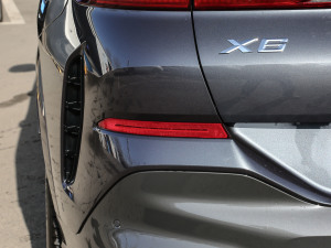 2021xDrive40i  M\b ^