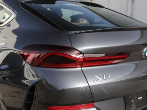 2021xDrive40i  M\b ^