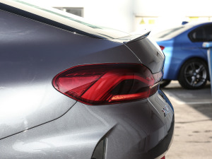 2021xDrive40i  M\b ^